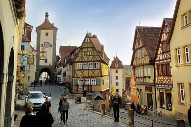 Tours to N&uuml;rnberg and / or Rothenburg ob der Tauber